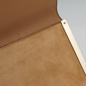 Pre-owned Gucci Romy Beige Suede 167738 clutchbag | stylenewstar
