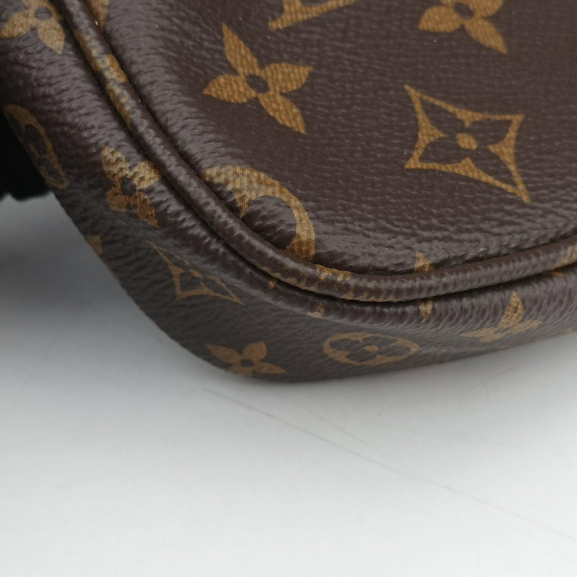 Pre-owned Louis Vuitton Multi Pochette Accessoir brown×khaki Monogram Canvas M44813 shoulderbag | stylenewstar