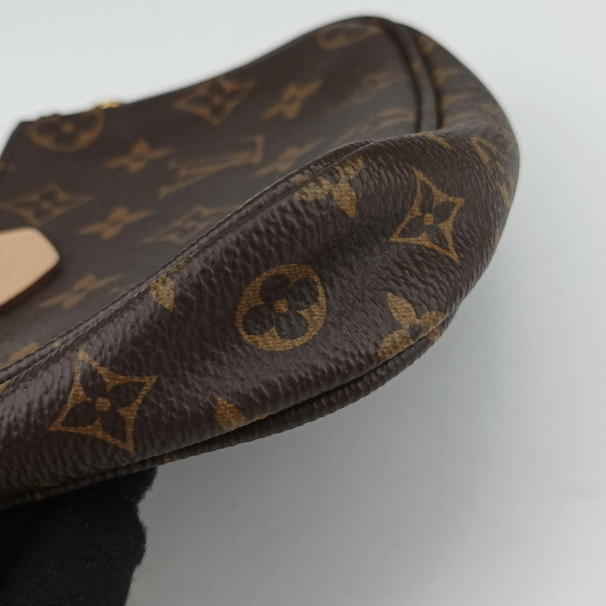 Pre-owned Louis Vuitton Multi Pochette Accessoir brown×khaki Monogram Canvas M44813 shoulderbag | stylenewstar