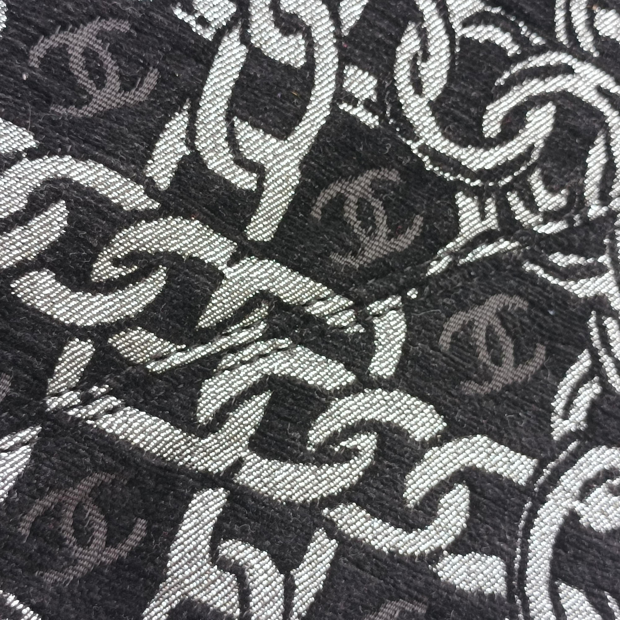 Vintage Chanel Interlocking CC Chain Motif Black Cotton Canvas interwoven A29996 shoulderbag | stylenewstar