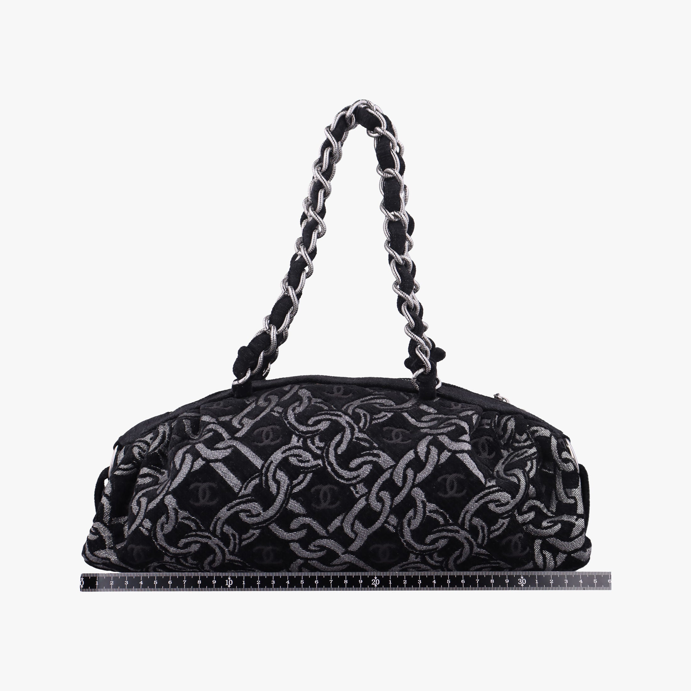 Vintage Chanel Interlocking CC Chain Motif Black Cotton Canvas interwoven A29996 shoulderbag | stylenewstar