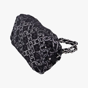 Vintage Chanel Interlocking CC Chain Motif Black Cotton Canvas interwoven A29996 shoulderbag | stylenewstar