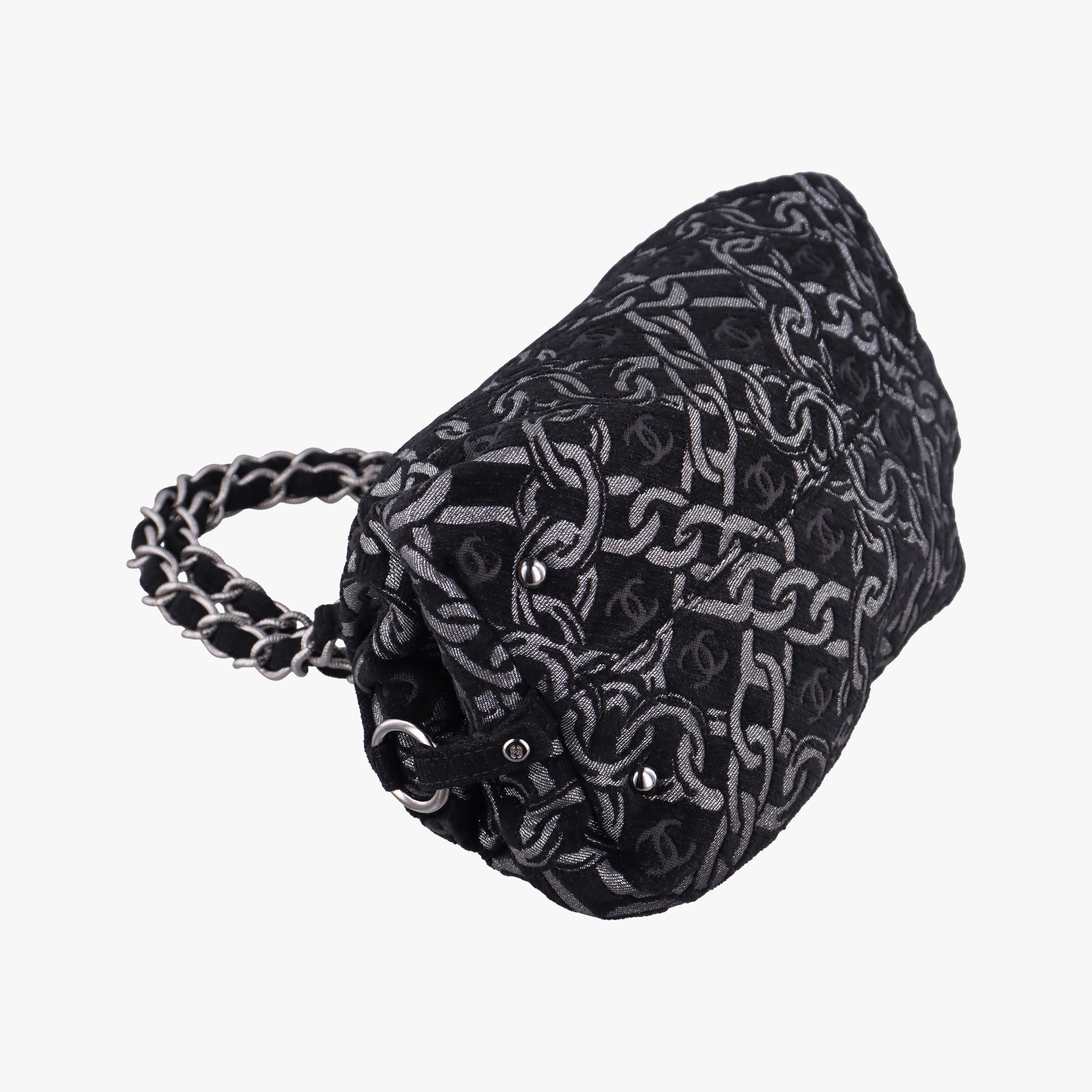 Vintage Chanel Interlocking CC Chain Motif Black Cotton Canvas interwoven A29996 shoulderbag | stylenewstar