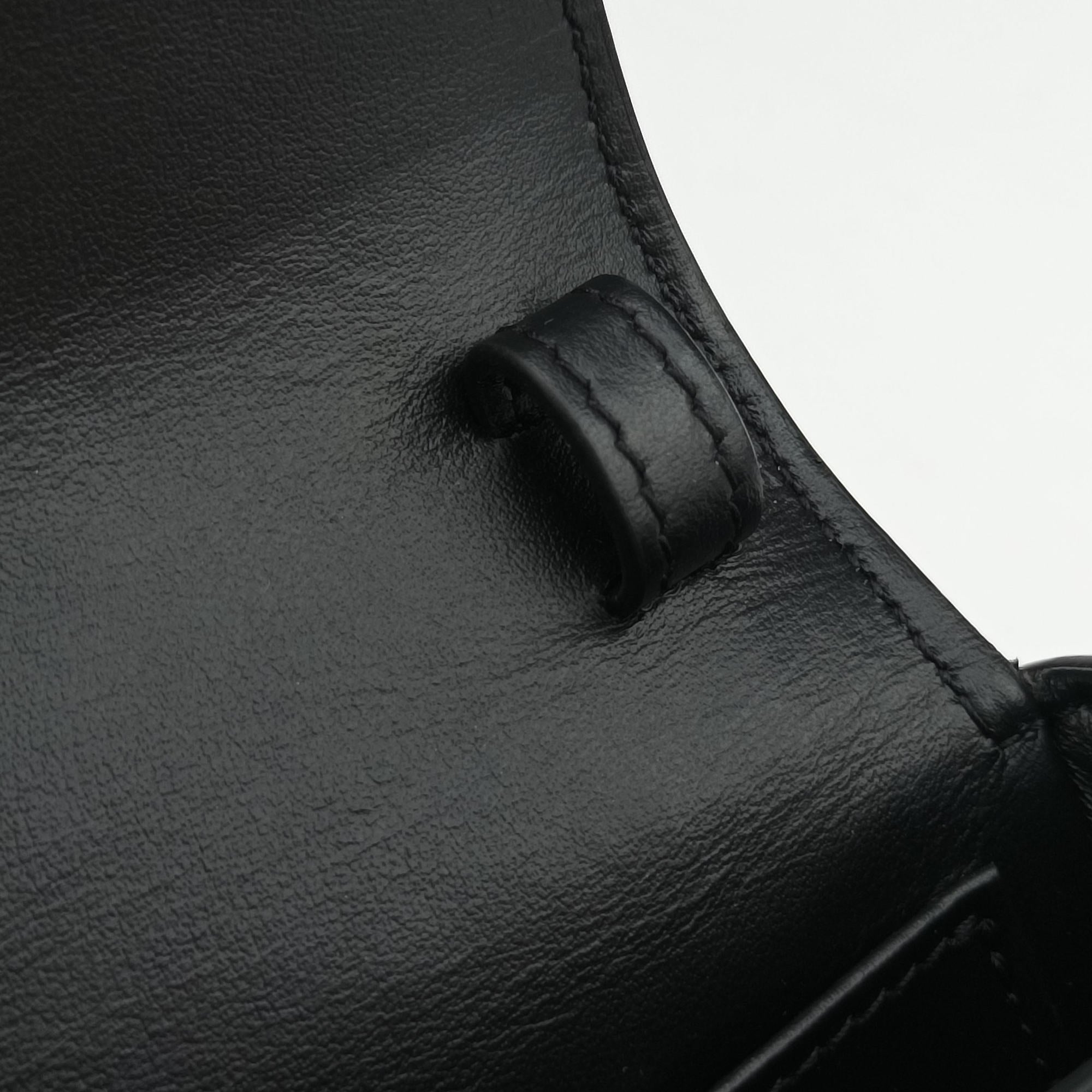 Pre-owned Celine Triomphe Black Leather  shoulderbag | stylenewstar