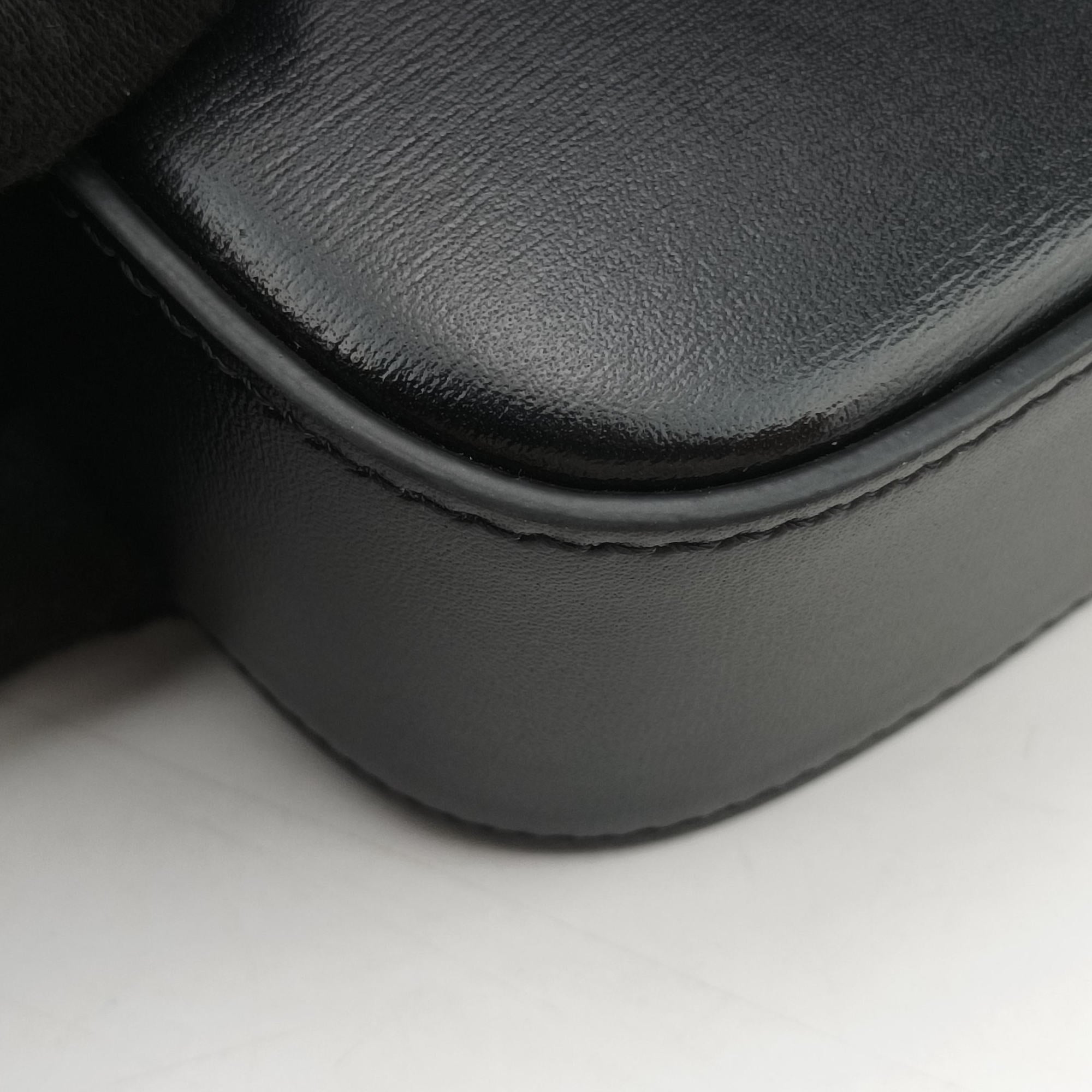 Pre-owned Celine Triomphe Black Leather  shoulderbag | stylenewstar