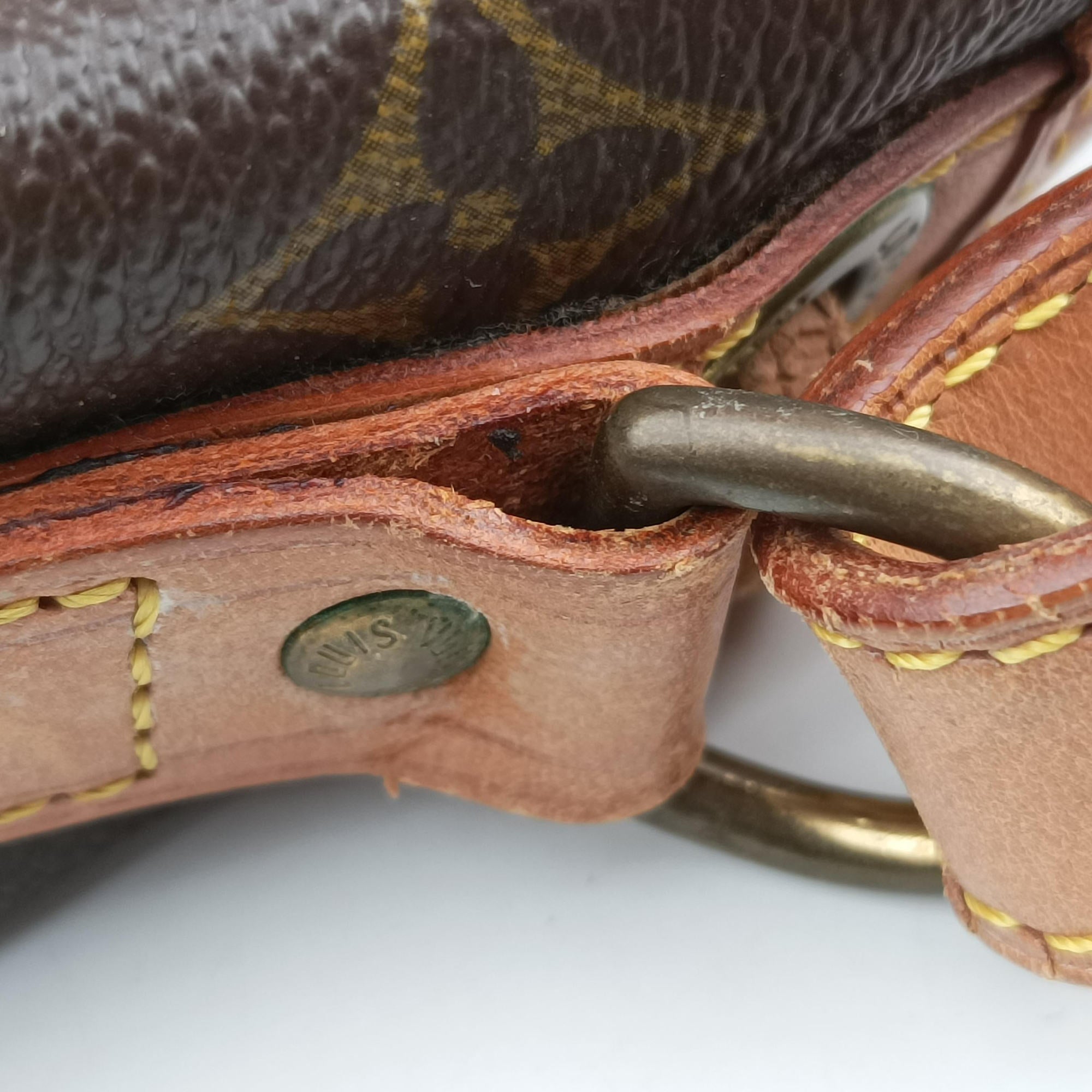 Secondhand Louis Vuitton Noe Brown Monogram Canvas M42224 shoulderbag | stylenewstar