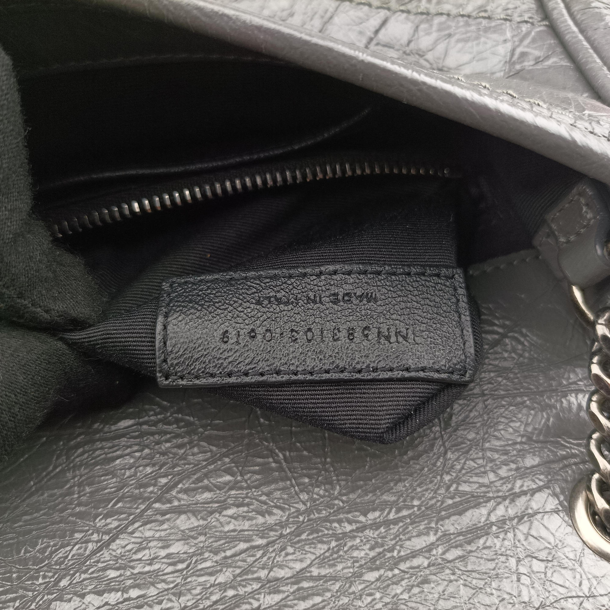 Secondhand Yves Saint Laurent Niki Grey Leather 583103 shoulderbag | stylenewstar