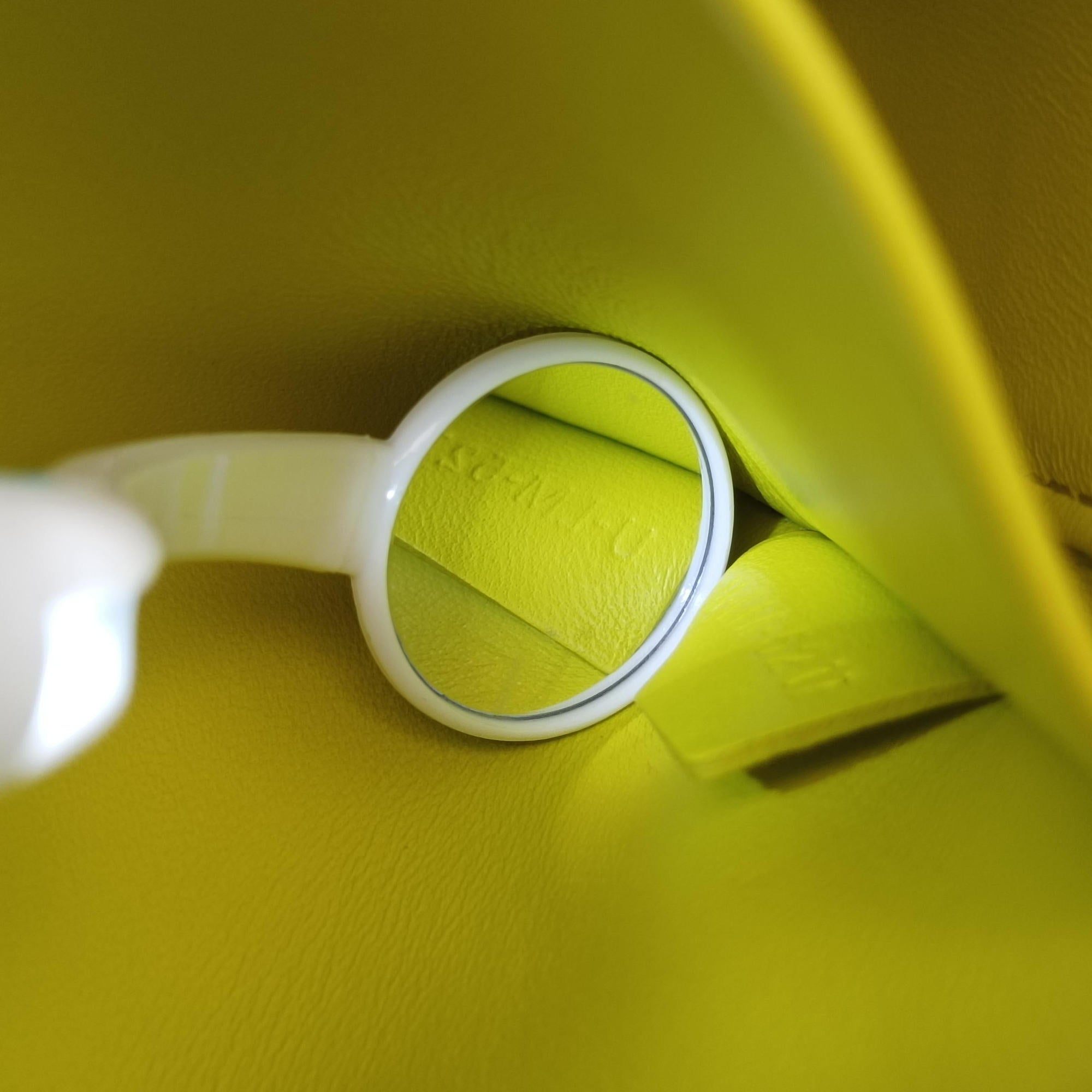 Pre-owned Celine Triomphe Chain Yellow Leather  shoulderbag | stylenewstar