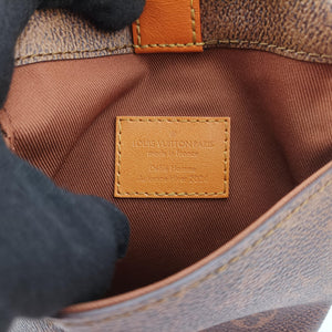 Pre-owned Louis Vuitton Envelope Pouch Brown Monogram Dust x Leather M11629 shoulderbag | stylenewstar