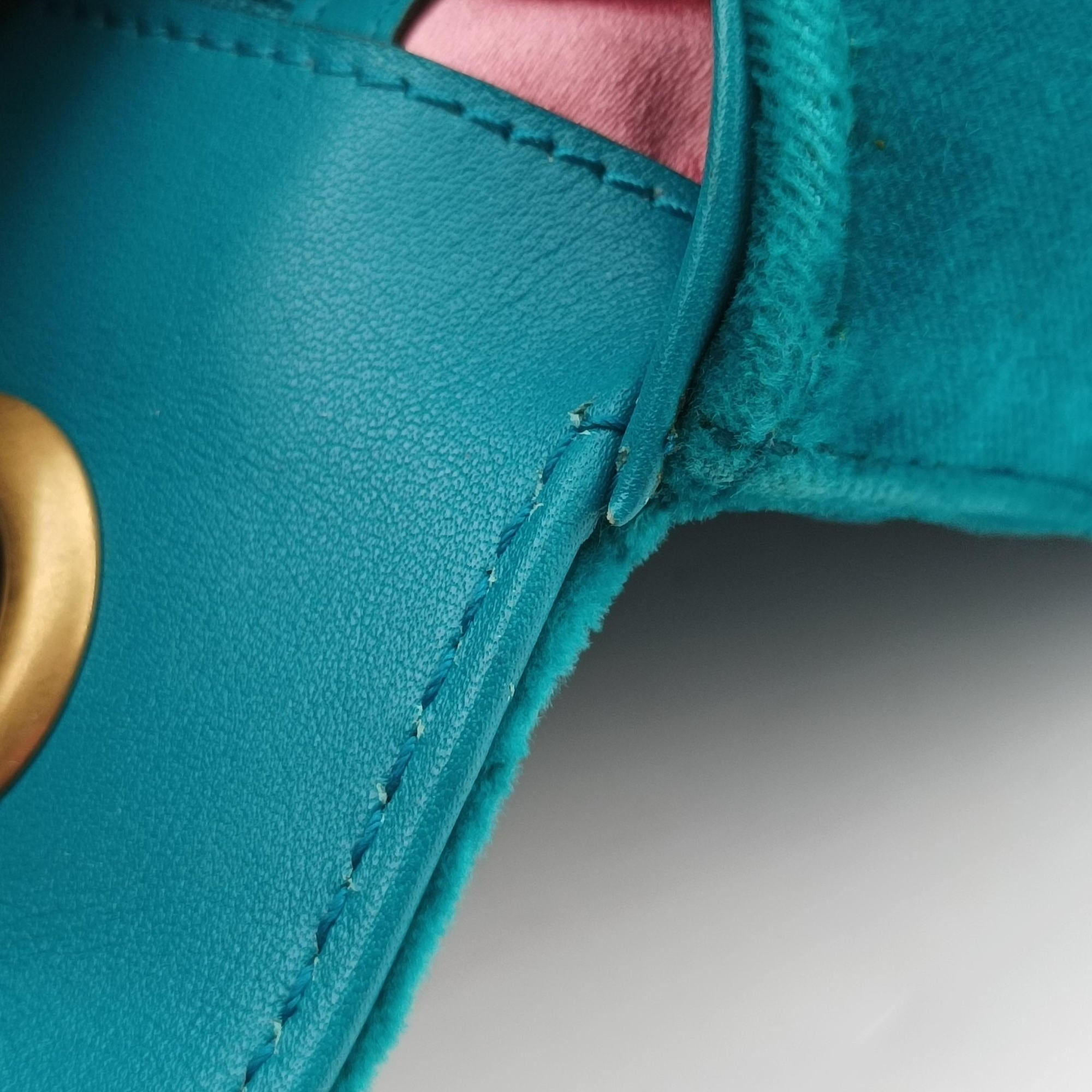 Pre-owned Gucci GG Marmont Blue velour 443497 shoulderbag | stylenewstar