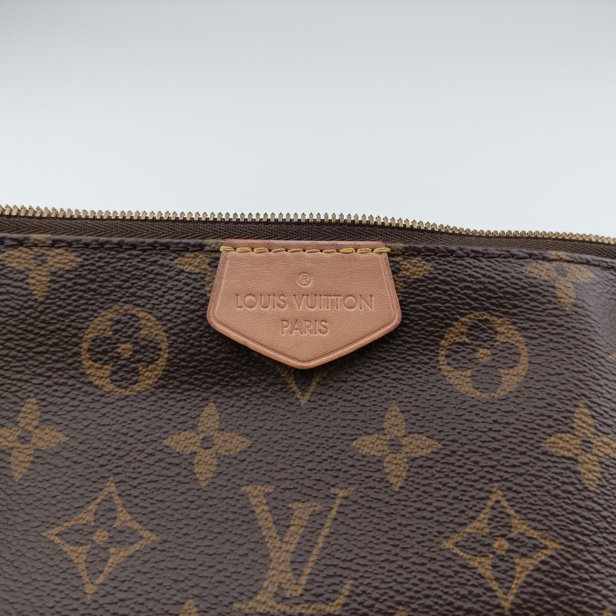 Pre-owned Louis Vuitton MULTI POCHETTE ACCESSOIRES MARRON×Khaki Monogram Canvas M44840 shoulderbag | stylenewstar