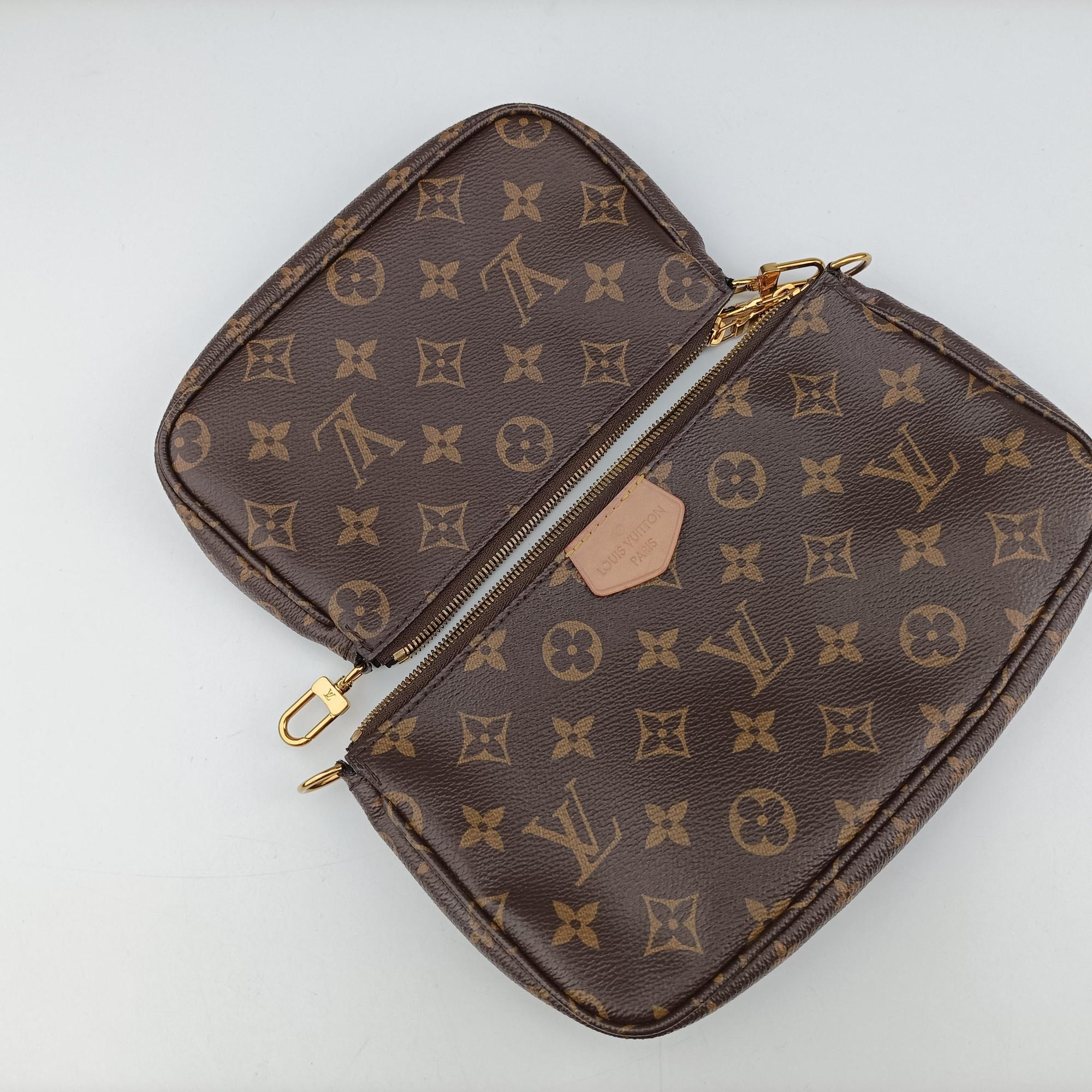Pre-owned Louis Vuitton MULTI POCHETTE ACCESSOIRES MARRON×Khaki Monogram Canvas M44840 shoulderbag | stylenewstar