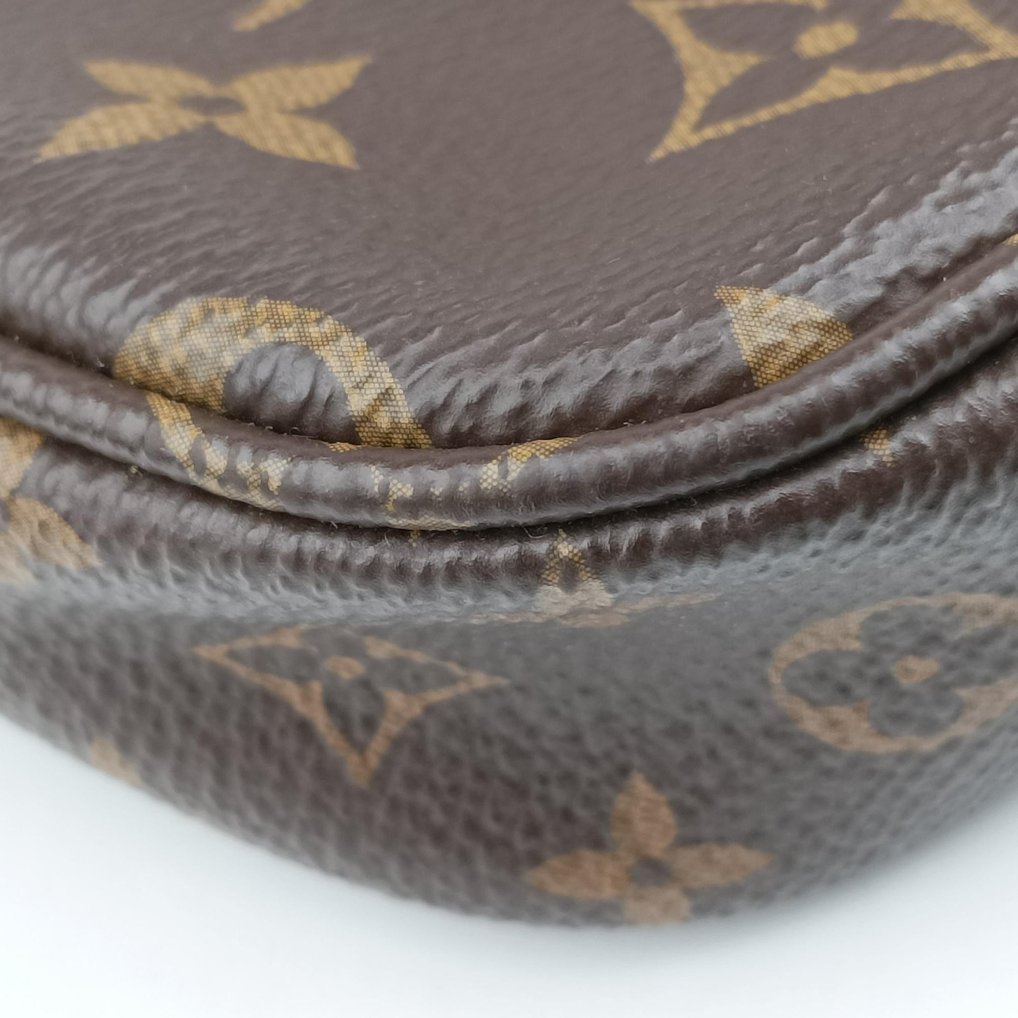 Pre-owned Louis Vuitton MULTI POCHETTE ACCESSOIRES MARRON×Khaki Monogram Canvas M44840 shoulderbag | stylenewstar