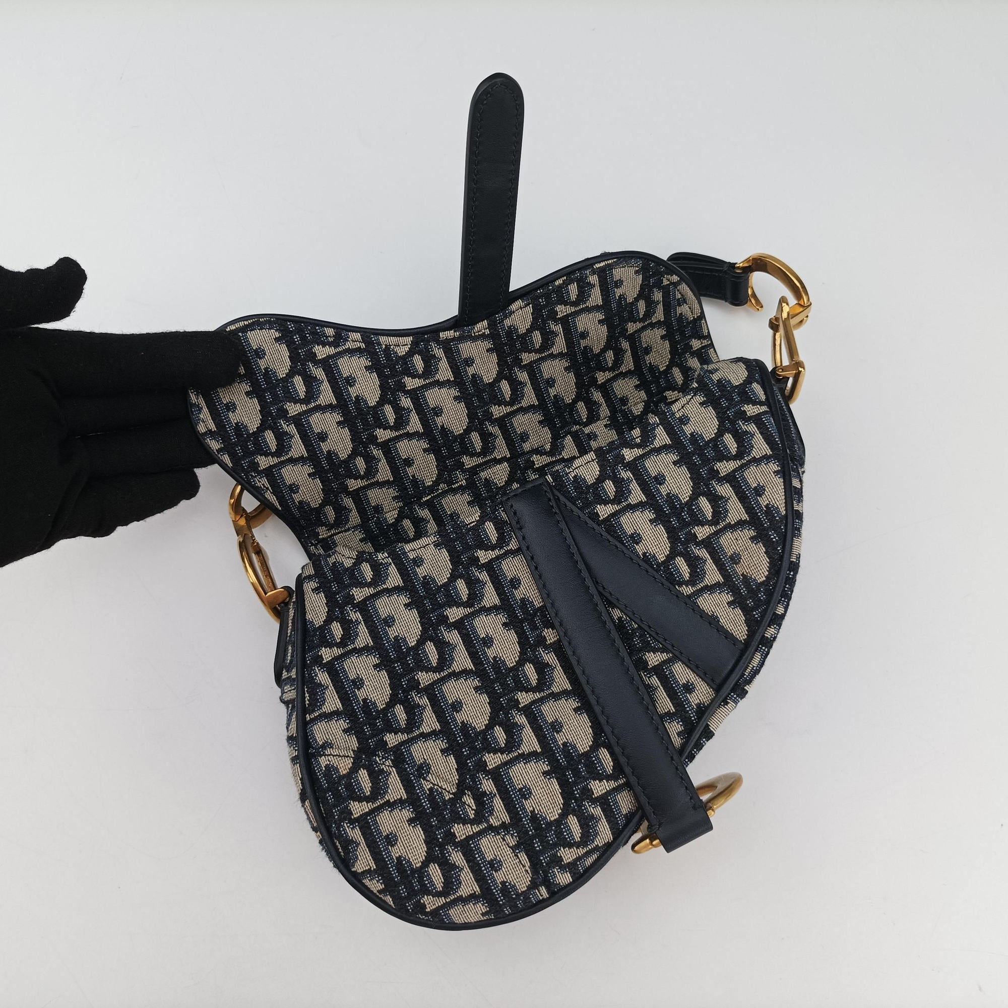 Secondhand Christian Dior Saddle Navy Jacquard × Leather  shoulderbag | stylenewstar