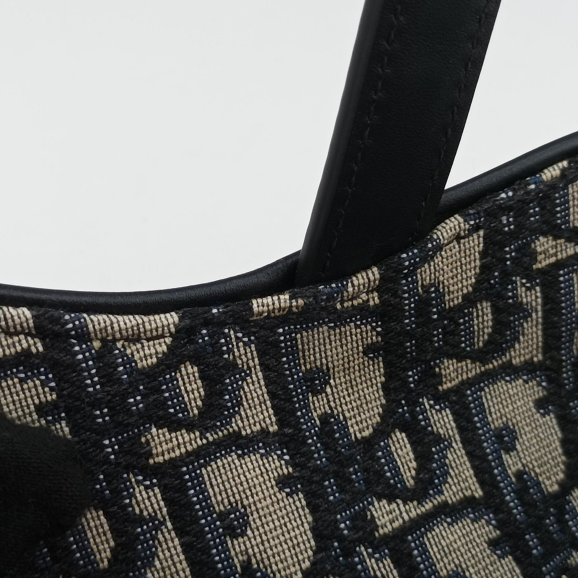 Secondhand Christian Dior Saddle Navy Jacquard × Leather  shoulderbag | stylenewstar