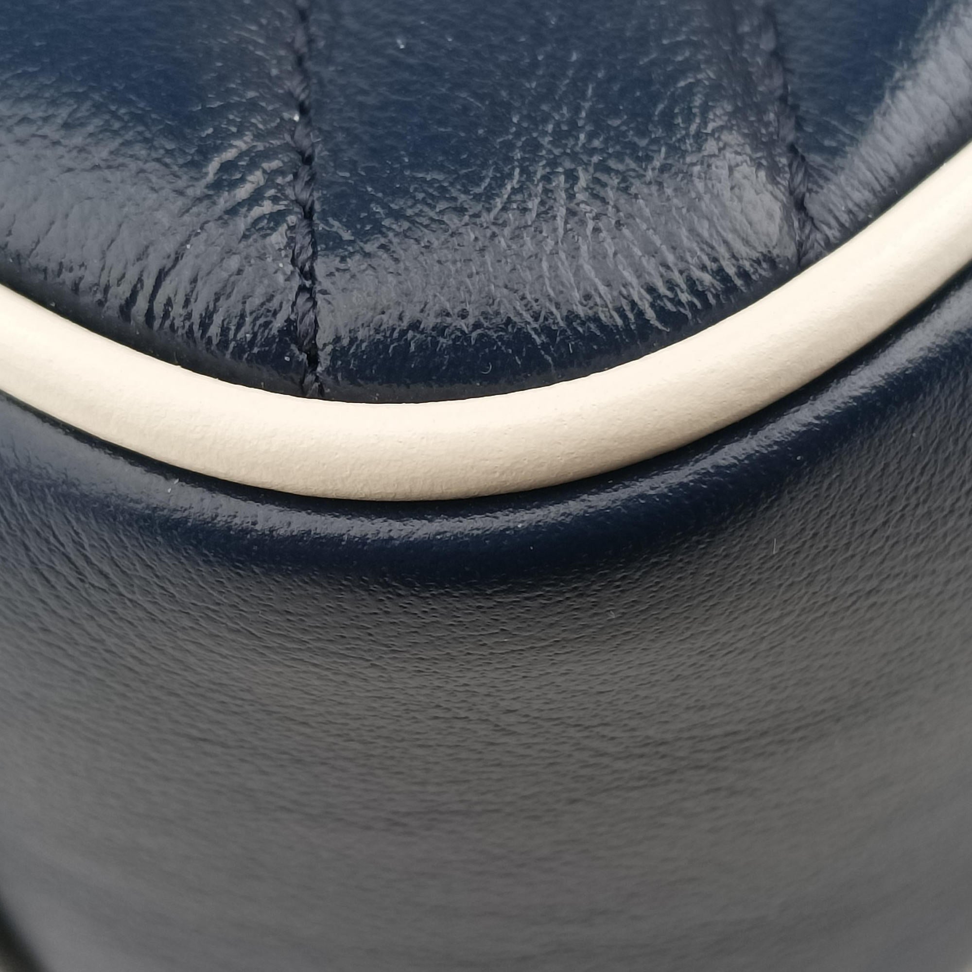 Pre-owned Gucci GG Marmont White×Blue Leather 443497 shoulderbag | stylenewstar