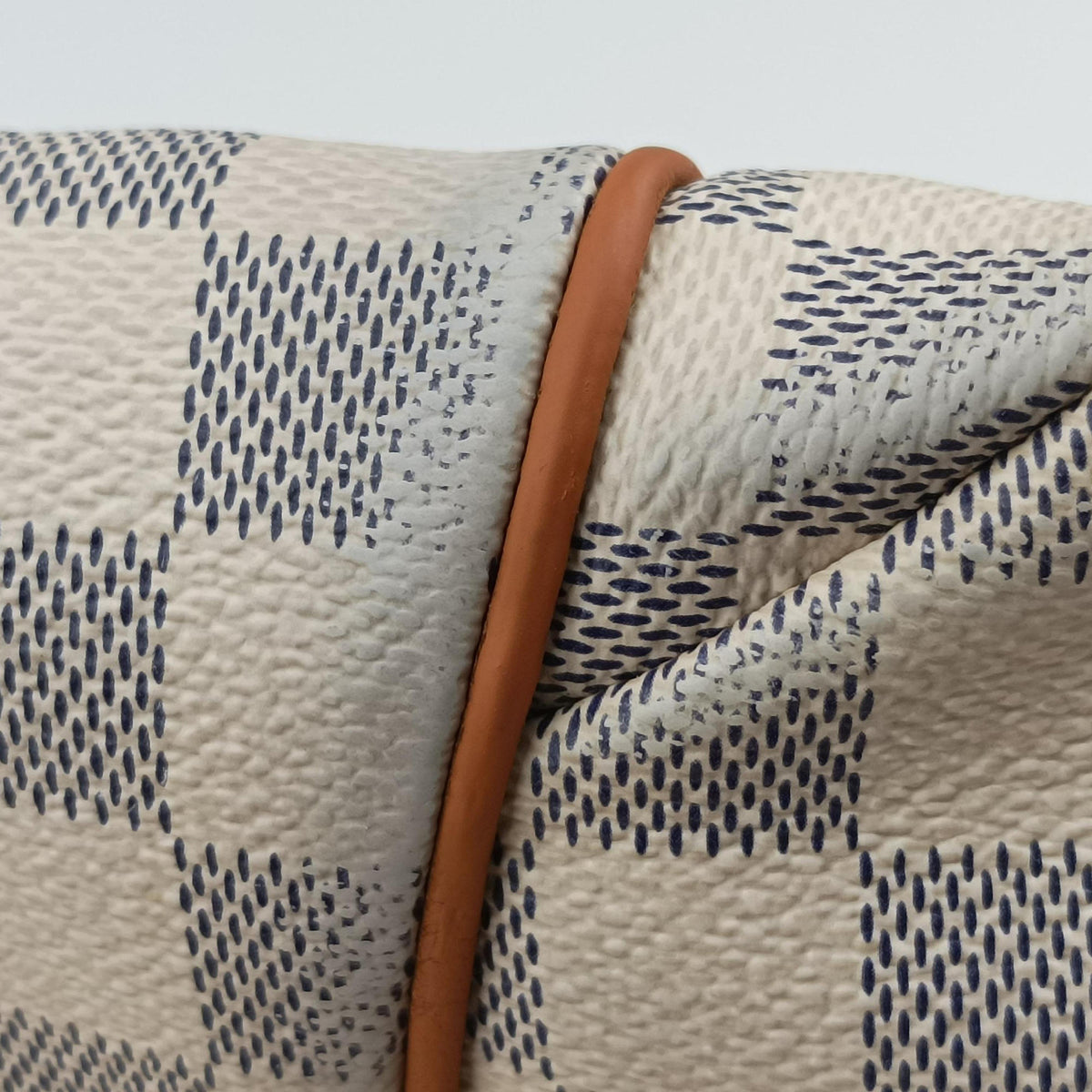 Pre-owned Louis Vuitton TOTALLY MM Azur Damier Canvas N51262 handbag | stylenewstar