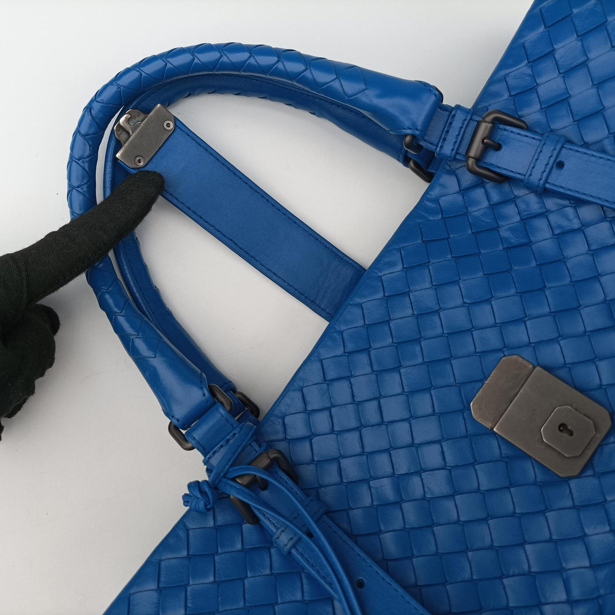 Vintage Bottega Veneta Roma Intrecciato Blue lambskin  handbag | stylenewstar