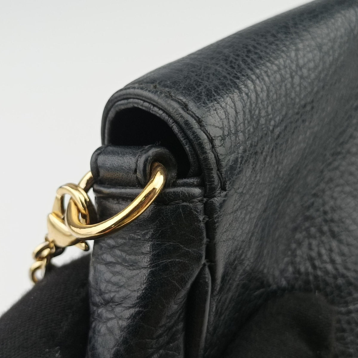 Pre-owned Fendi Fendista Pochette Black Leather 8M0276 shoulderbag | stylenewstar