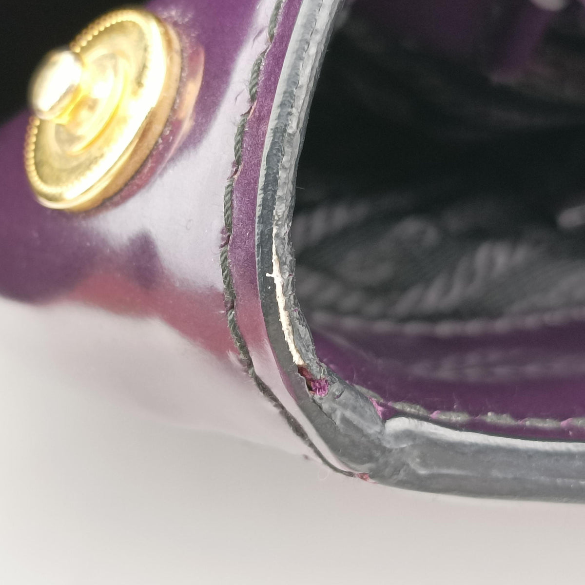 Secondhand Prada Parabole Tote Purple patent  handbag | stylenewstar