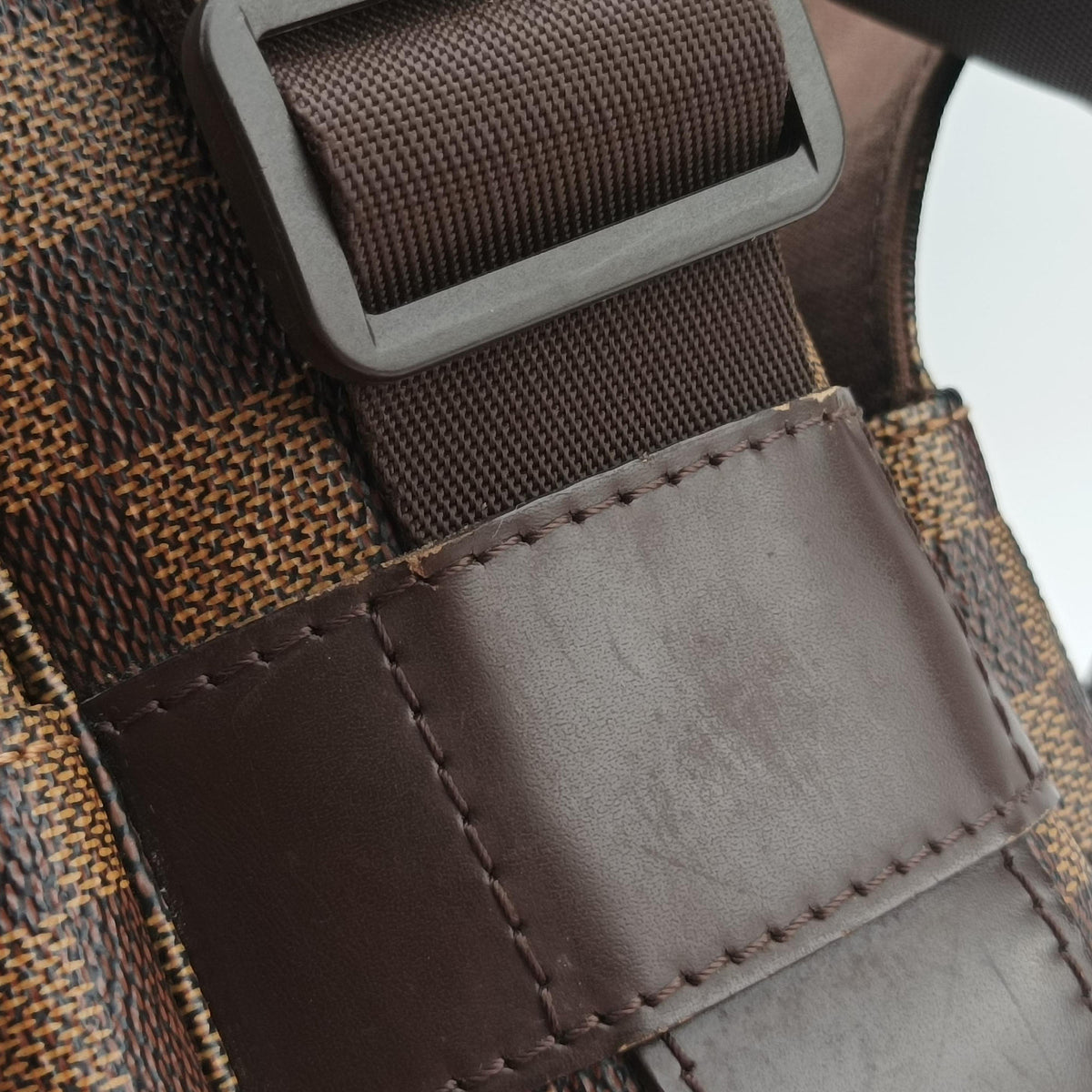 Pre-owned Louis Vuitton NAVIGLIO EBENE Damier Canvas N45255 shoulderbag | stylenewstar
