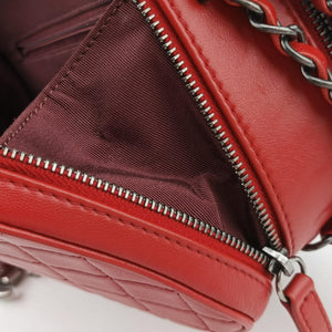 Pre-owned Chanel Coco Boy Camera Case Red lambskin A92655 shoulderbag | stylenewstar