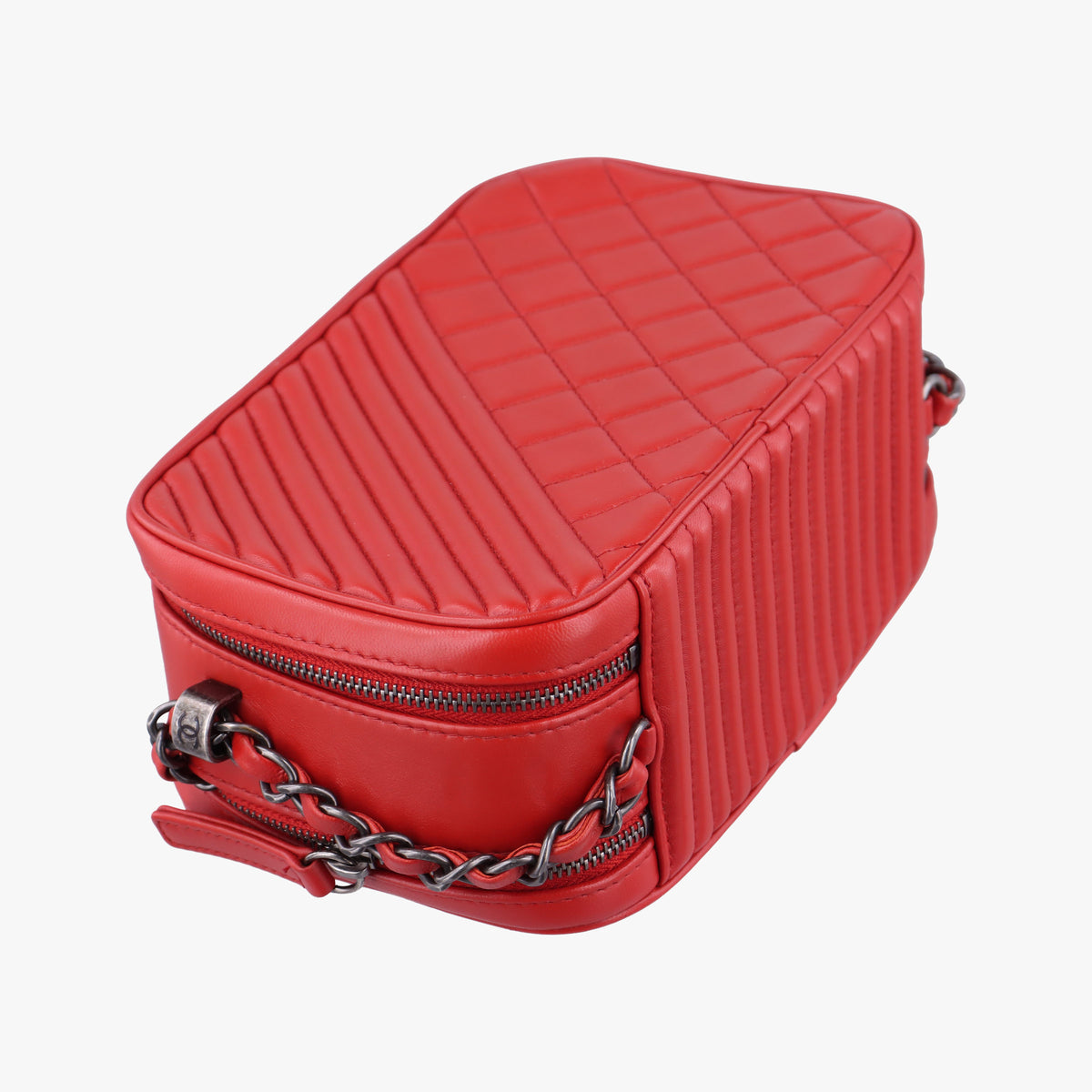 Pre-owned Chanel Coco Boy Camera Case Red lambskin A92655 shoulderbag | stylenewstar