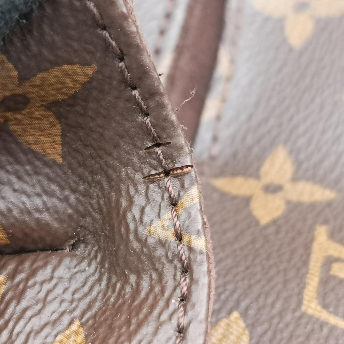 Pre-owned Louis Vuitton Pochette Metis MM Brown Monogram Canvas M44875 shoulderbag | stylenewstar