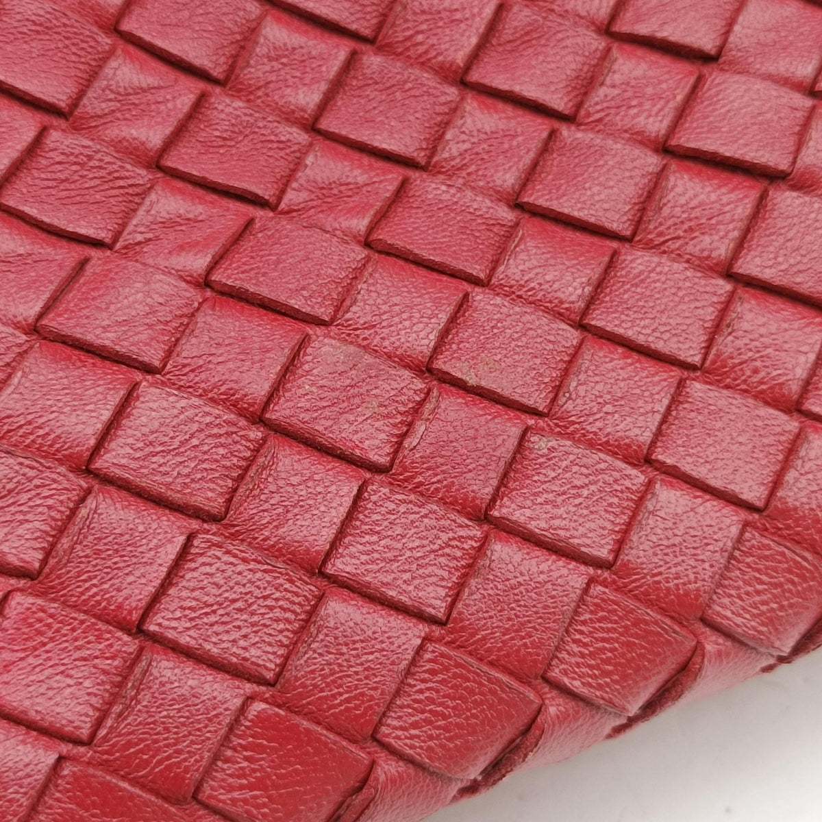 Secondhand Bottega Veneta Intrecciato Red lambskin  handbag | stylenewstar
