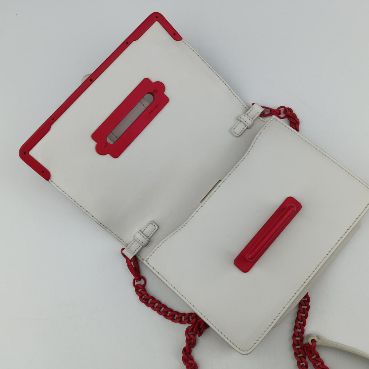 Secondhand Prada Cahier Heart and Flower White×red leather  shoulderbag | stylenewstar
