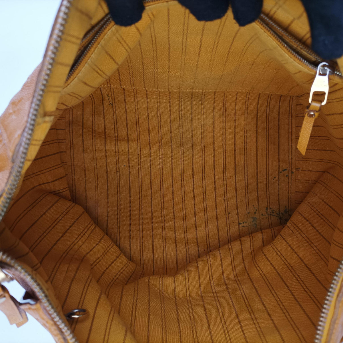 Pre-owned Louis Vuitton Lumineuse PM saffron Monogram Empreinte M94324 shoulderbag | stylenewstar