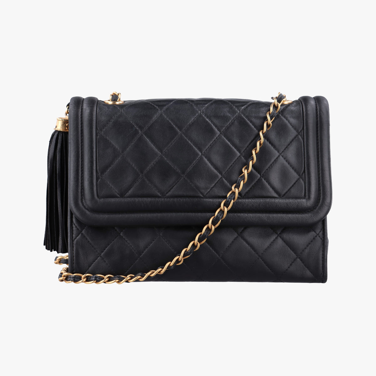 Pre-owned Chanel Matelasse fringe Black Lambskin  shoulderbag | stylenewstar