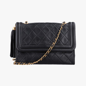 Pre-owned Chanel Matelasse fringe Black Lambskin  shoulderbag | stylenewstar