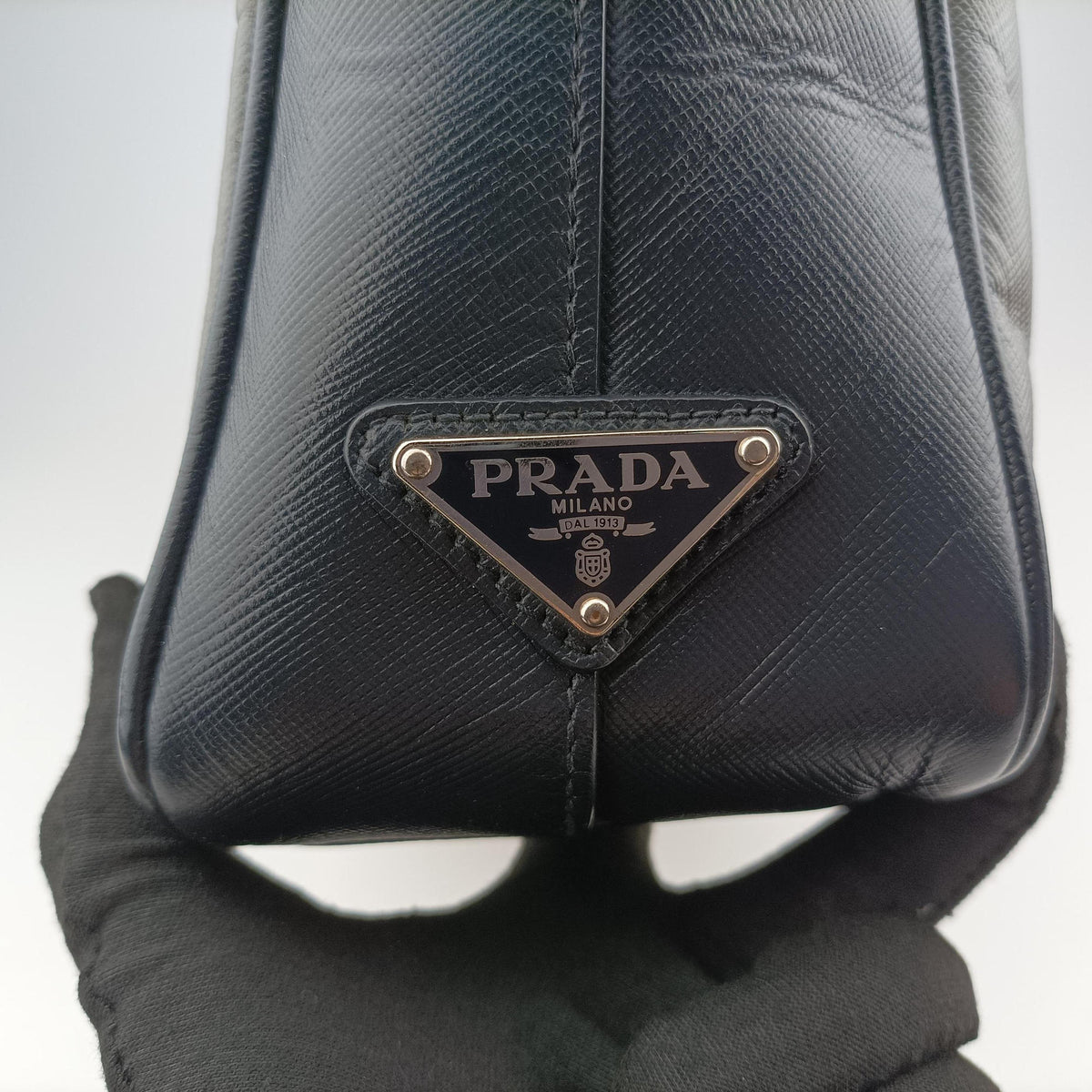 Pre-owned Prada business bag briefcase Grey x Navy SAFFIANO Leather 2VE363 handbag | stylenewstar