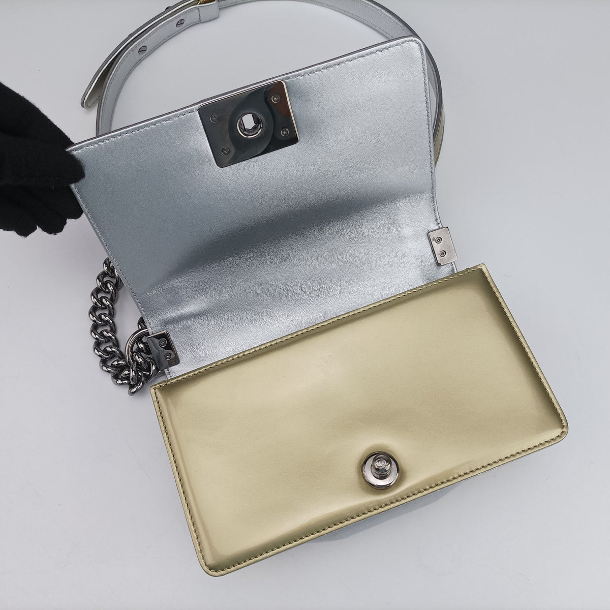 Secondhand Chanel BOY CHANEL Golden Patent Leather A67085 shoulderbag | stylenewstar
