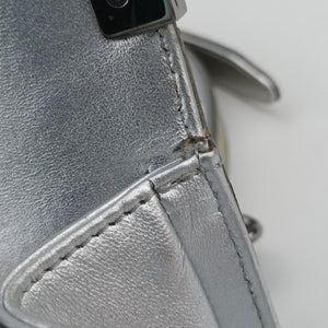 Secondhand Chanel BOY CHANEL Golden Patent Leather A67085 shoulderbag | stylenewstar