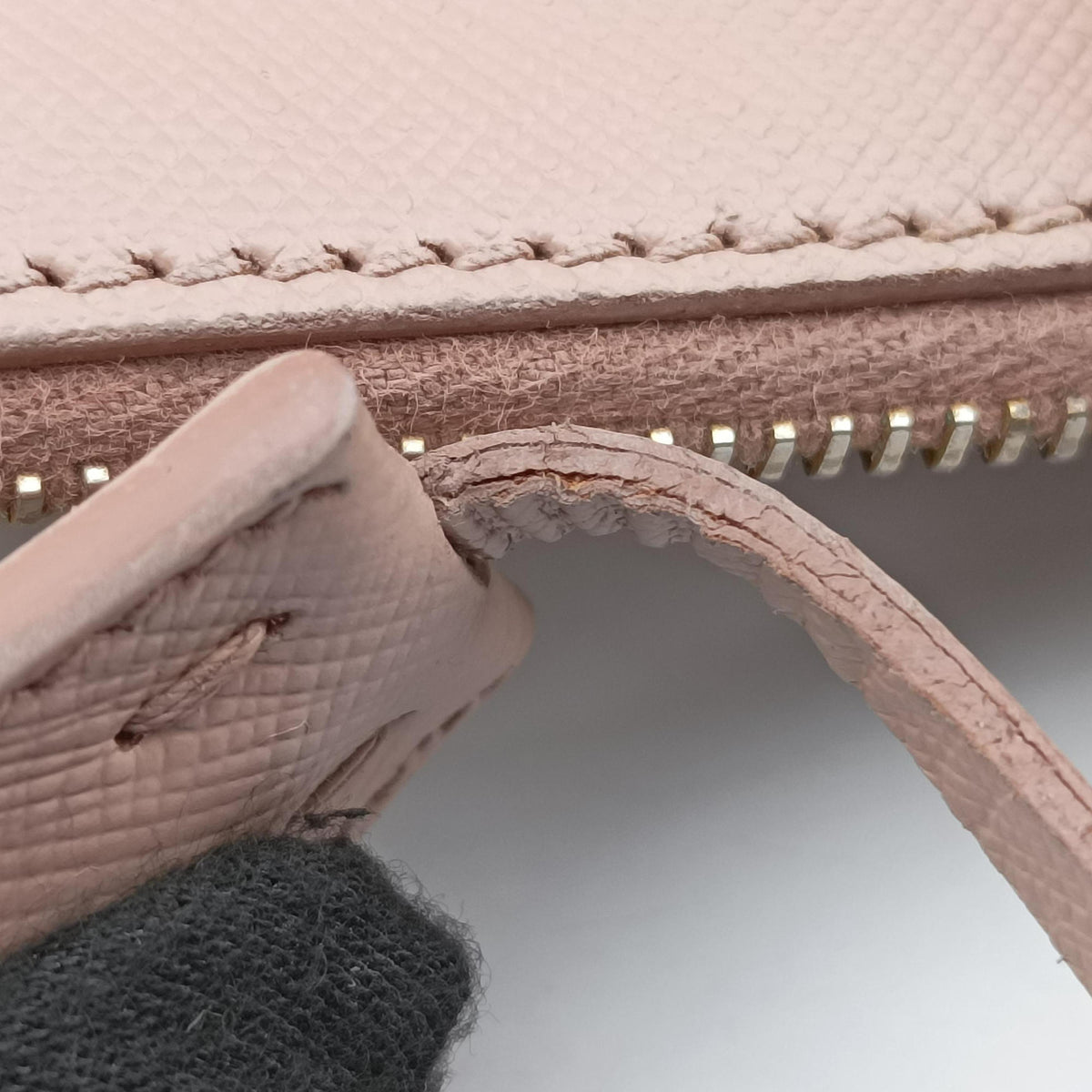 Pre-owned Prada Galleria Pink SAFFIANO Leather BN2274 handbag | stylenewstar
