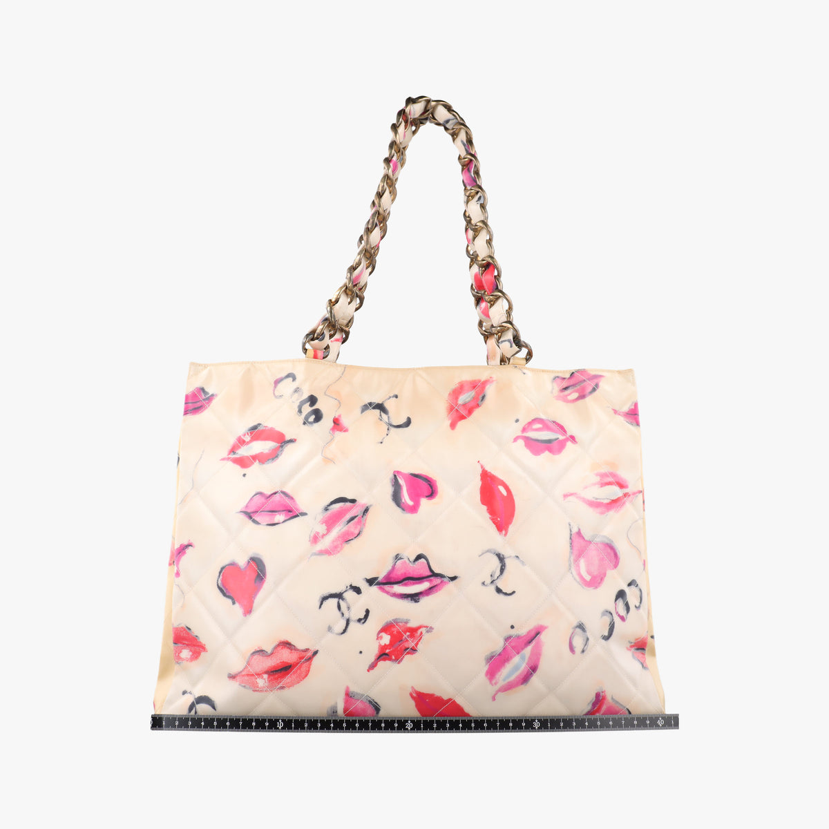 Secondhand Chanel CC lip Tote Pink PVC Coated Canvas A05226 shoulderbag | stylenewstar