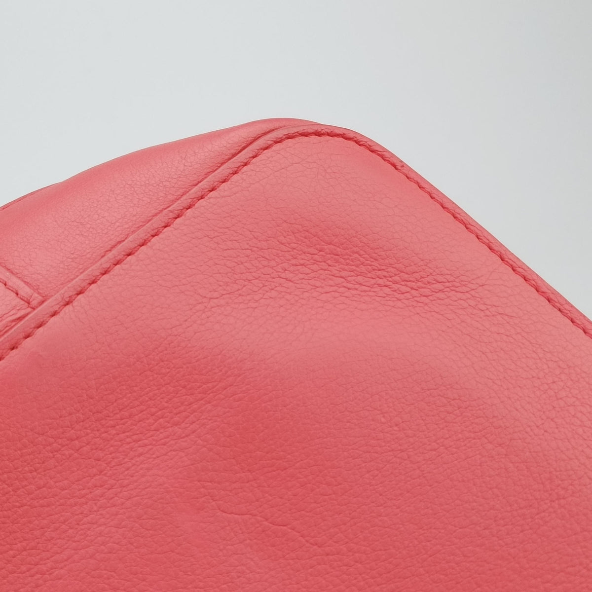 Pre-owned Louis Vuitton Sofia Coppola Noe Red Leather M94074 shoulderbag | stylenewstar