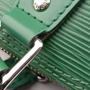 Pre-owned Louis Vuitton Alma PM Green Cloak epi M40618 handbag | stylenewstar