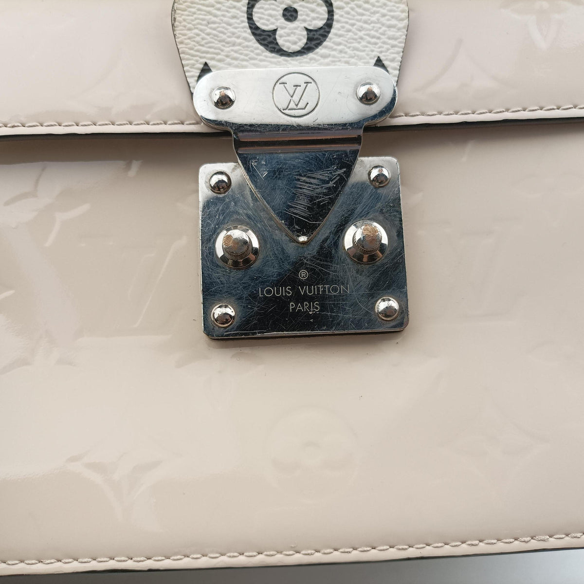 Pre-owned Louis Vuitton Spring Street PM Creme×Rose Vernis M90454 shoulderbag | stylenewstar