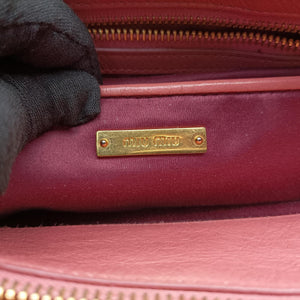 Pre-owned Miu Miu Matelasse Pink Leather  shoulderbag | stylenewstar