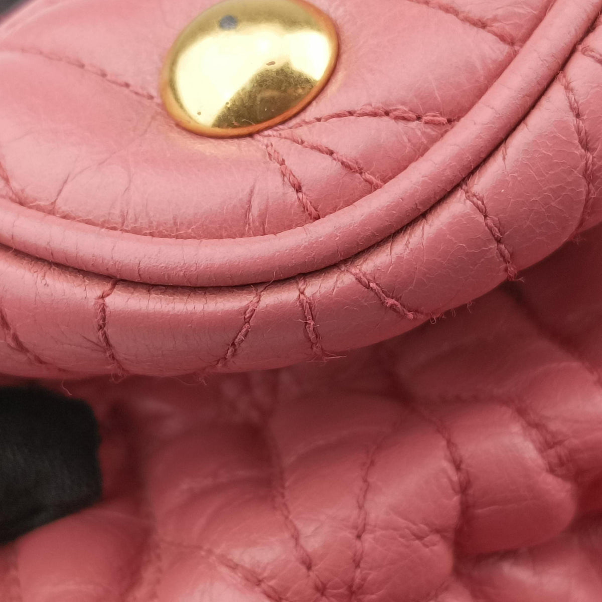 Pre-owned Miu Miu Matelasse Pink Leather  shoulderbag | stylenewstar