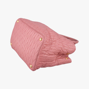 Pre-owned Miu Miu Matelasse Pink Leather  shoulderbag | stylenewstar