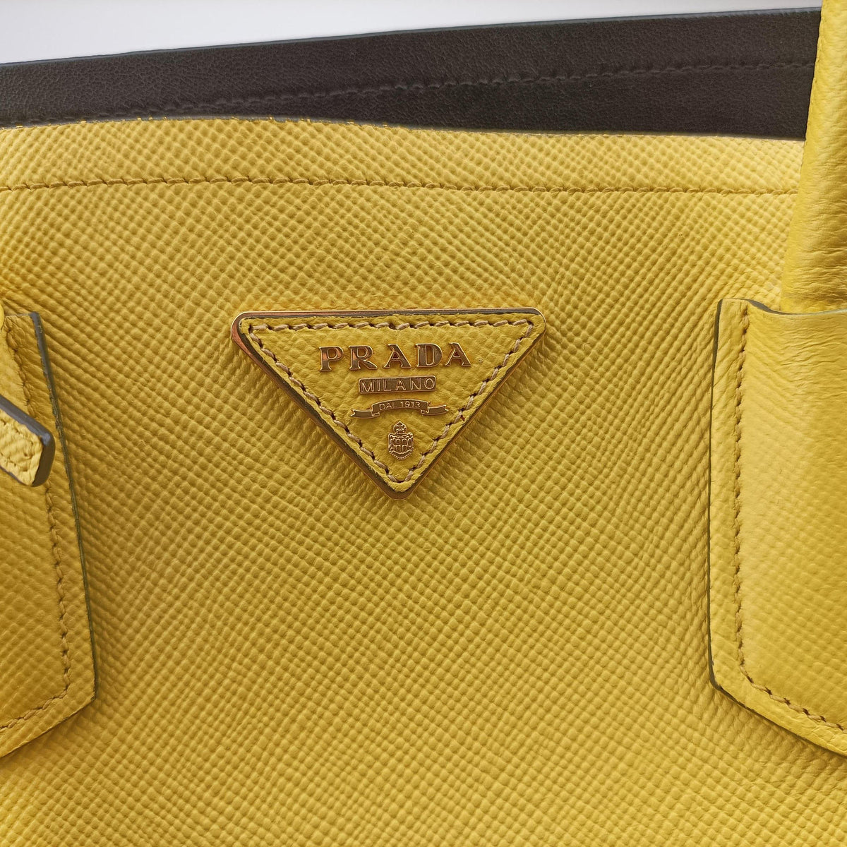 Pre-owned Prada Double Cuir Yellow SAFFIANO　Leather BN2756 handbag | stylenewstar