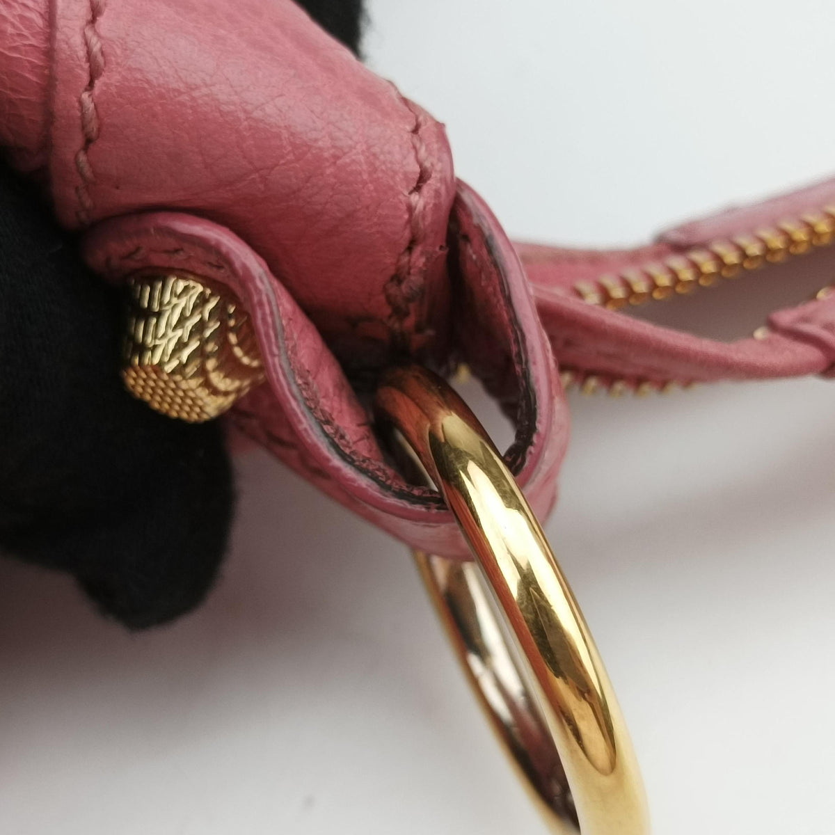 Pre-owned Balenciaga Giant Town Pink lambskin  shoulderbag | stylenewstar