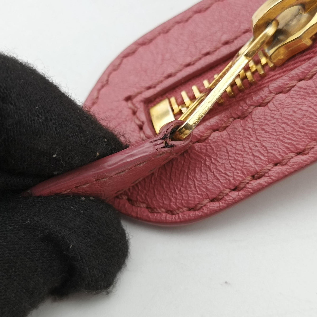 Pre-owned Balenciaga Giant Town Pink lambskin  shoulderbag | stylenewstar