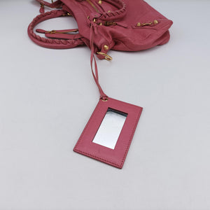 Pre-owned Balenciaga Giant Town Pink lambskin  shoulderbag | stylenewstar