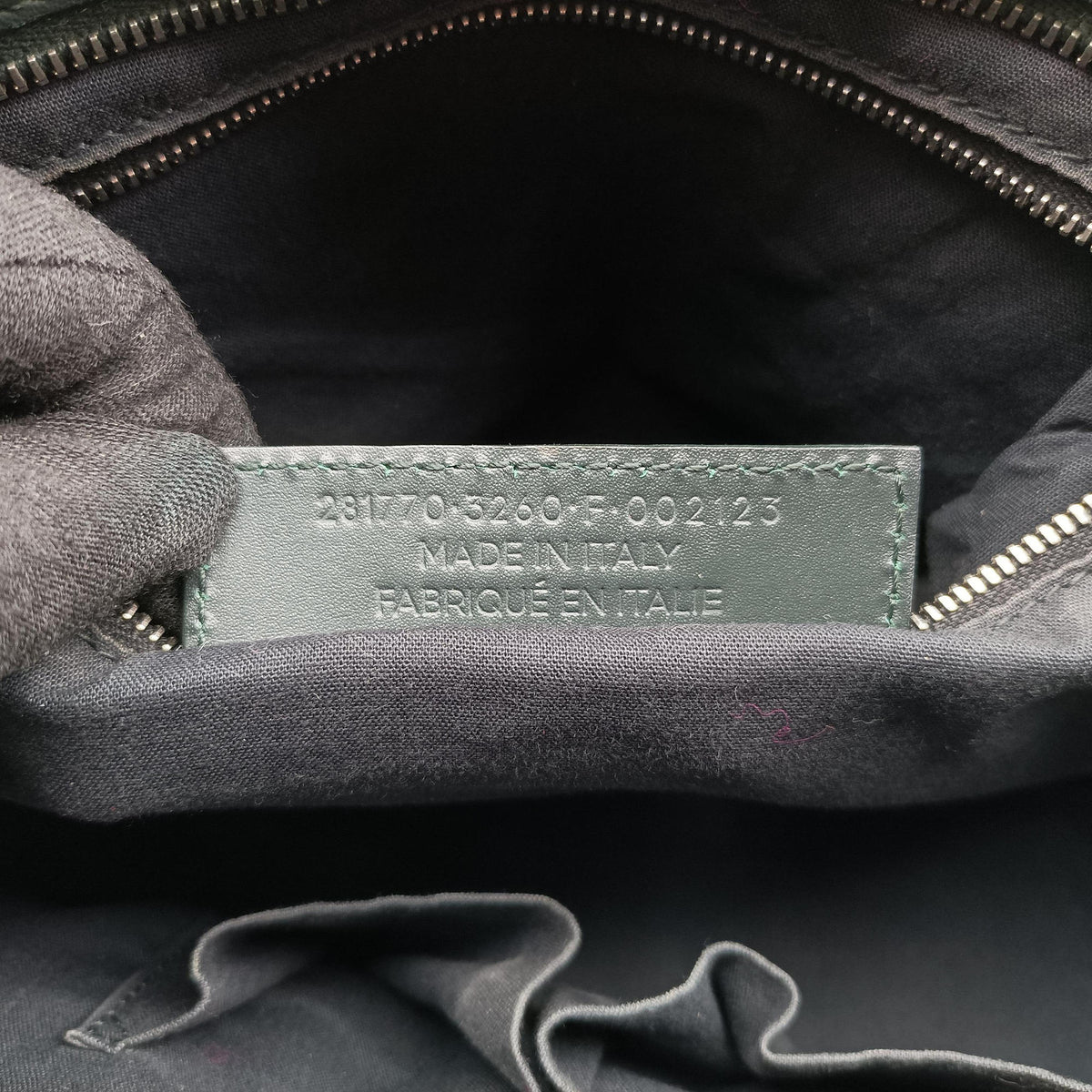 Pre-owned Balenciaga Large City Green Leather  shoulderbag | stylenewstar