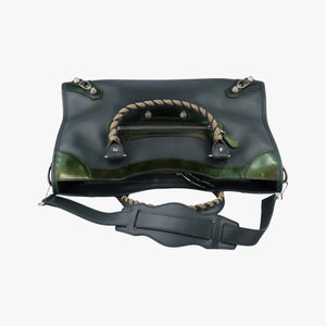 Pre-owned Balenciaga Large City Green Leather  shoulderbag | stylenewstar